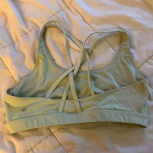 EUC light green sports bra, no padding. Just don’t wear anymore.